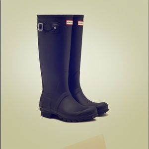 Hunter boots size 8 WORN ONCE